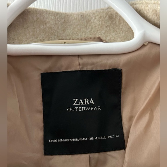 Zara Coat - Picture 4 of 4